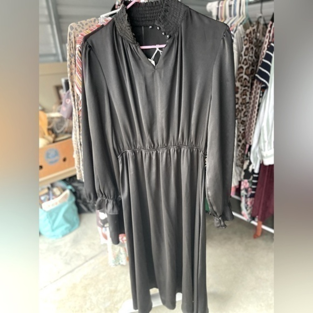 Women’s button neck dress Size XL